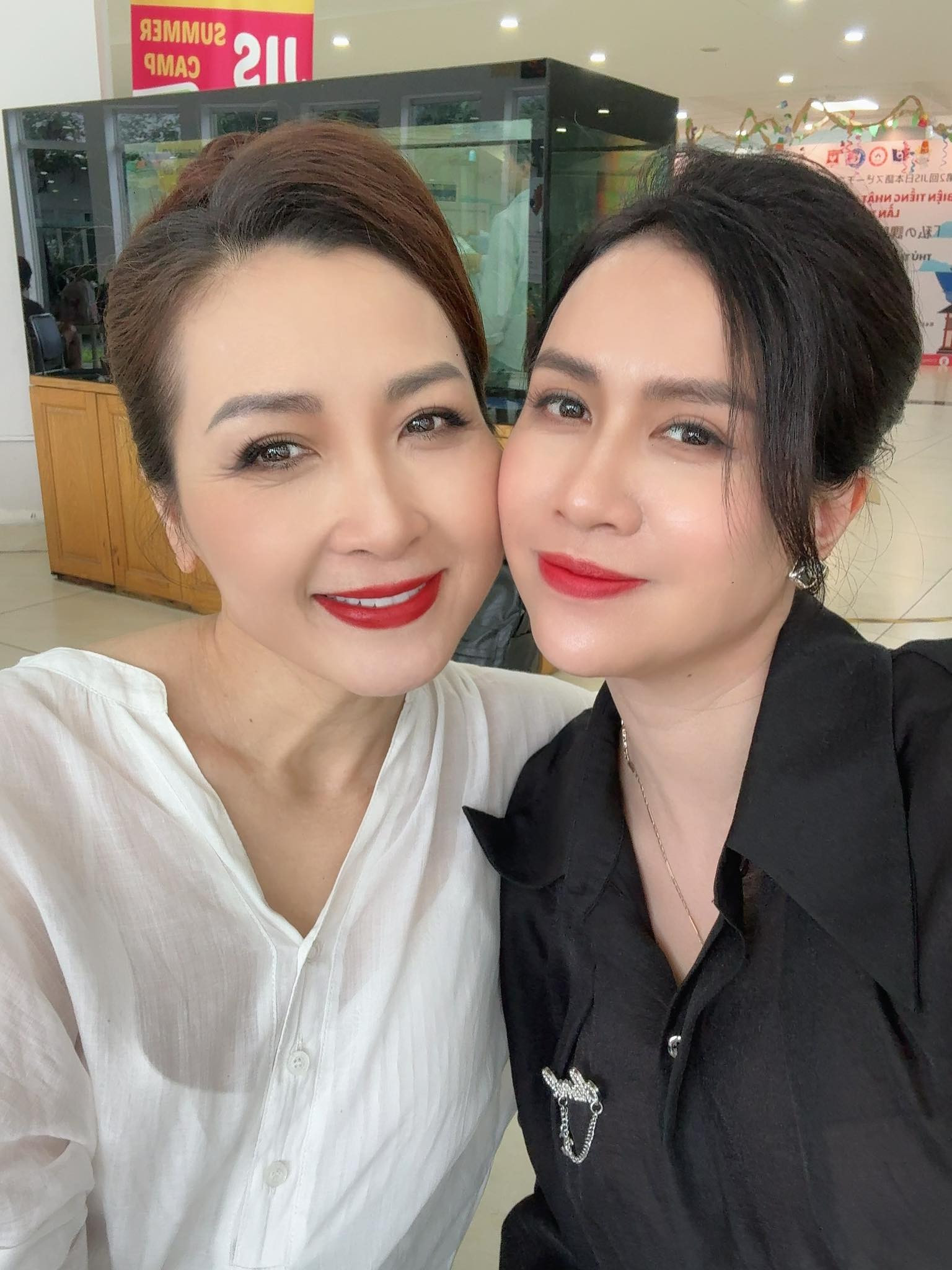 Khánh Huyền  - Ảnh 3.