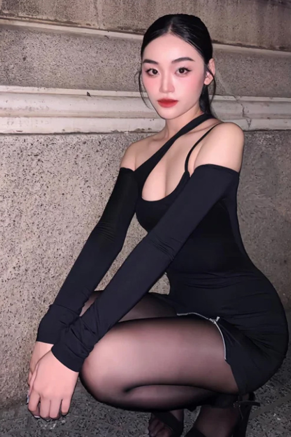 Cô gái 2K4 vừa đăng quang Miss Grand Việt Nam có gu thời trang sexy, cá tính ra sao? - Ảnh 10.