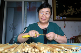 Không lương hưu vẫn an nhàn tuổi già: Bí quyết nghỉ hưu khôn ngoan của cụ bà U70 - Ảnh 1.