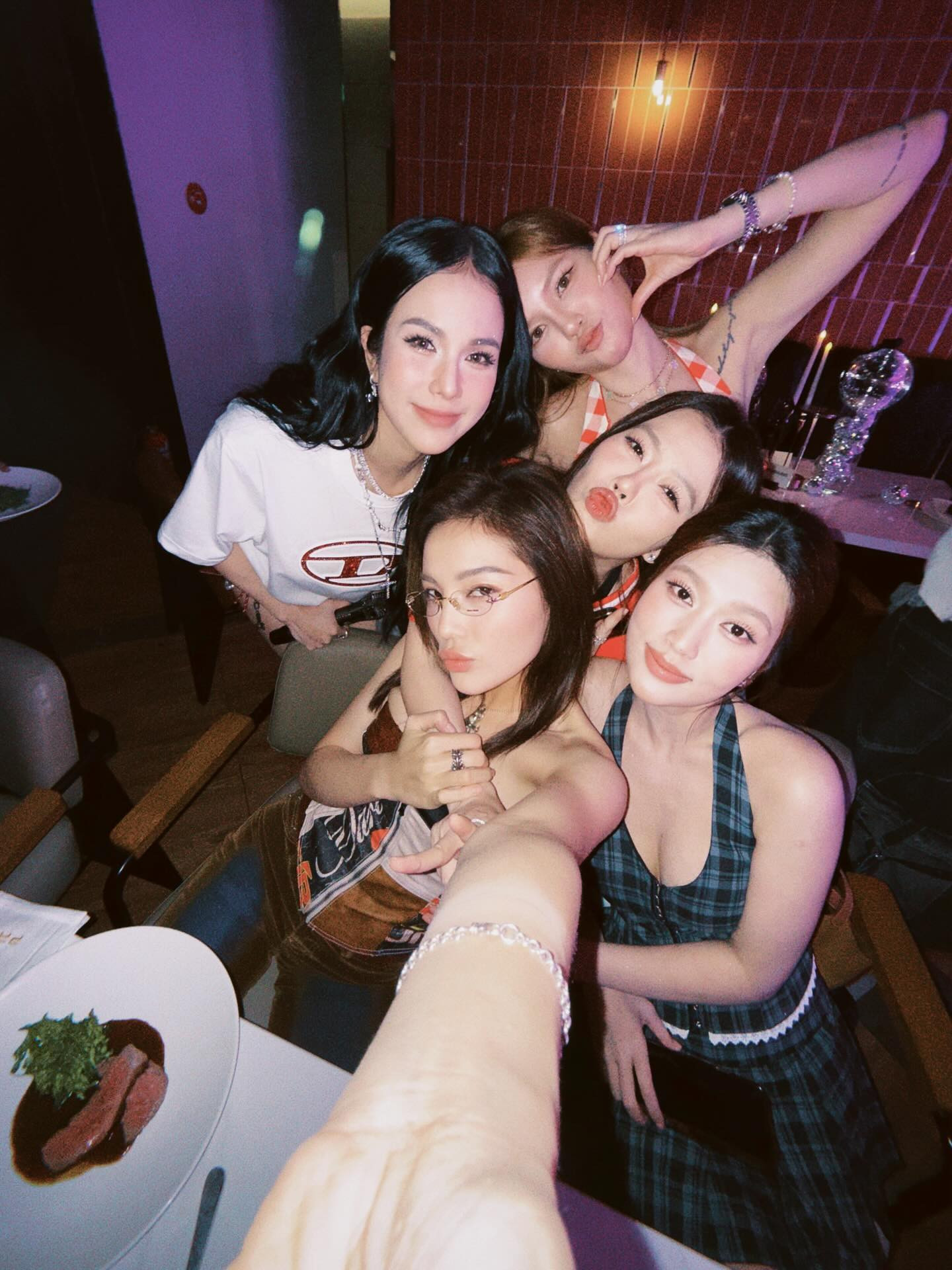 Kỳ Duyên và Thiên Ân lộ cách xưng hô cực tình
