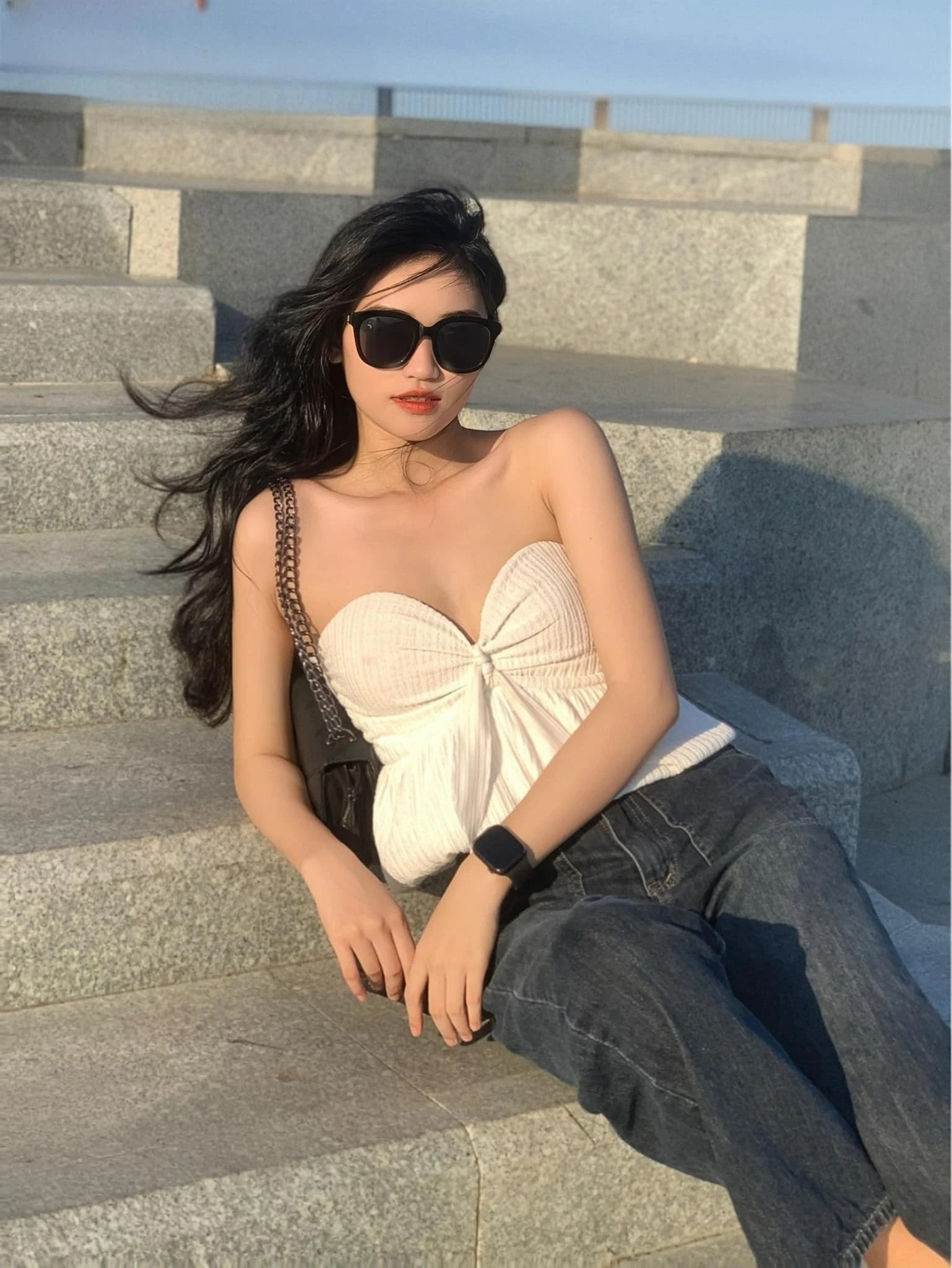 Miss Grand Vietnam 2025 Yến Nhi lộ khoảnh thắc thời gầy gò đen nhẻm