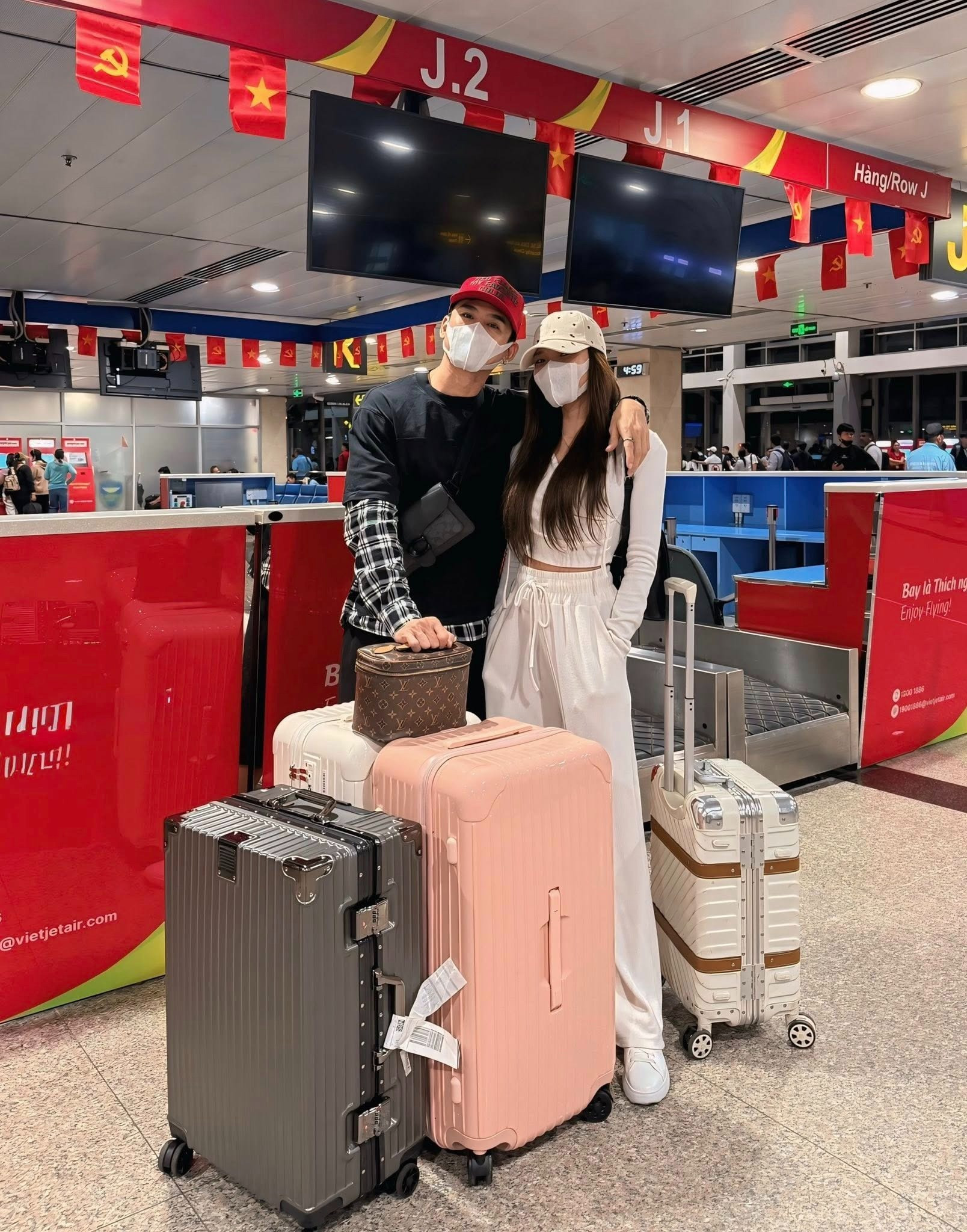 Vợ chồng Lương Thế Thành Thúy Diễm sau sóng gió hôn nhân