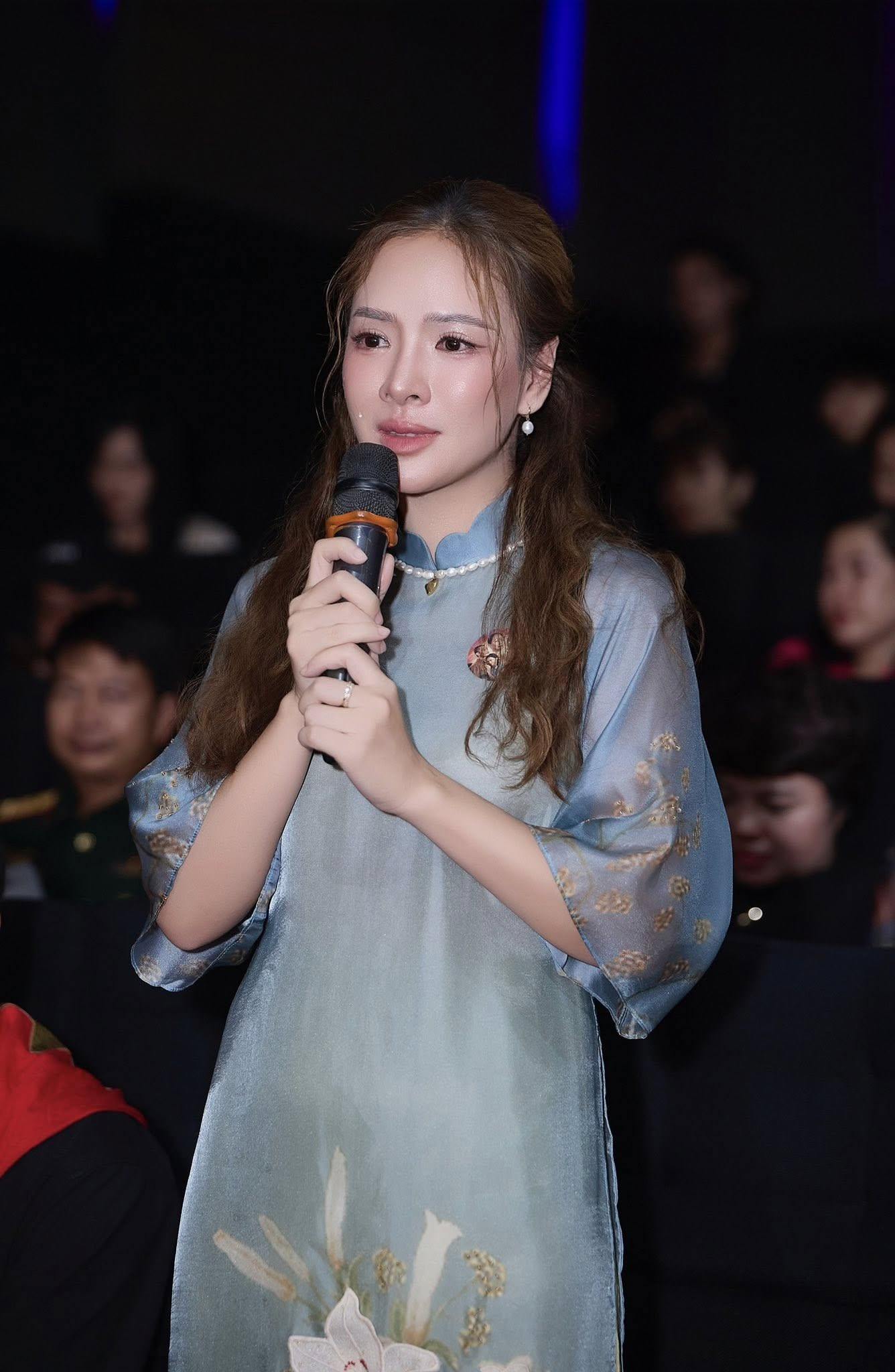 MC Đan Lêhân dung con dâu tài sắc của NSND Khải Hưng - Ảnh 2.