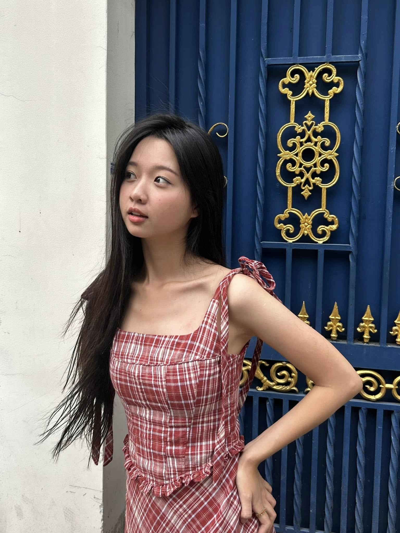 Nhan sắc diễn viên 20 tuổi đóng vai con dâu NSND Trung Anh - Ảnh 8.