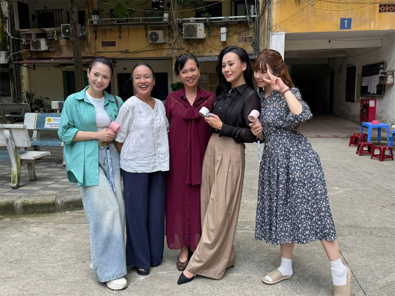 tu oanh3.jpg