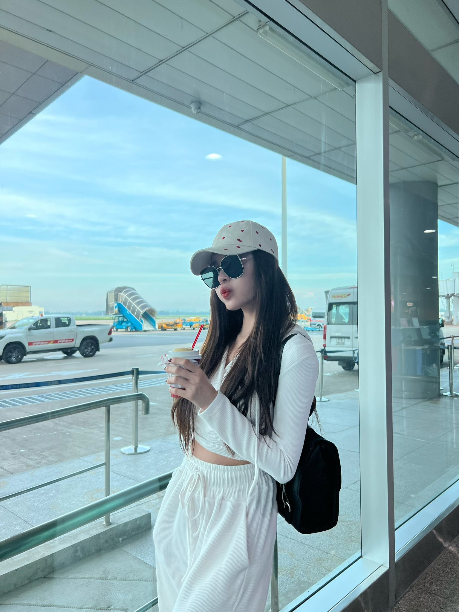 Thúy Diễm và Lương Thế Thành: Động thái sau tin đồn ly hôn - Ảnh 4.