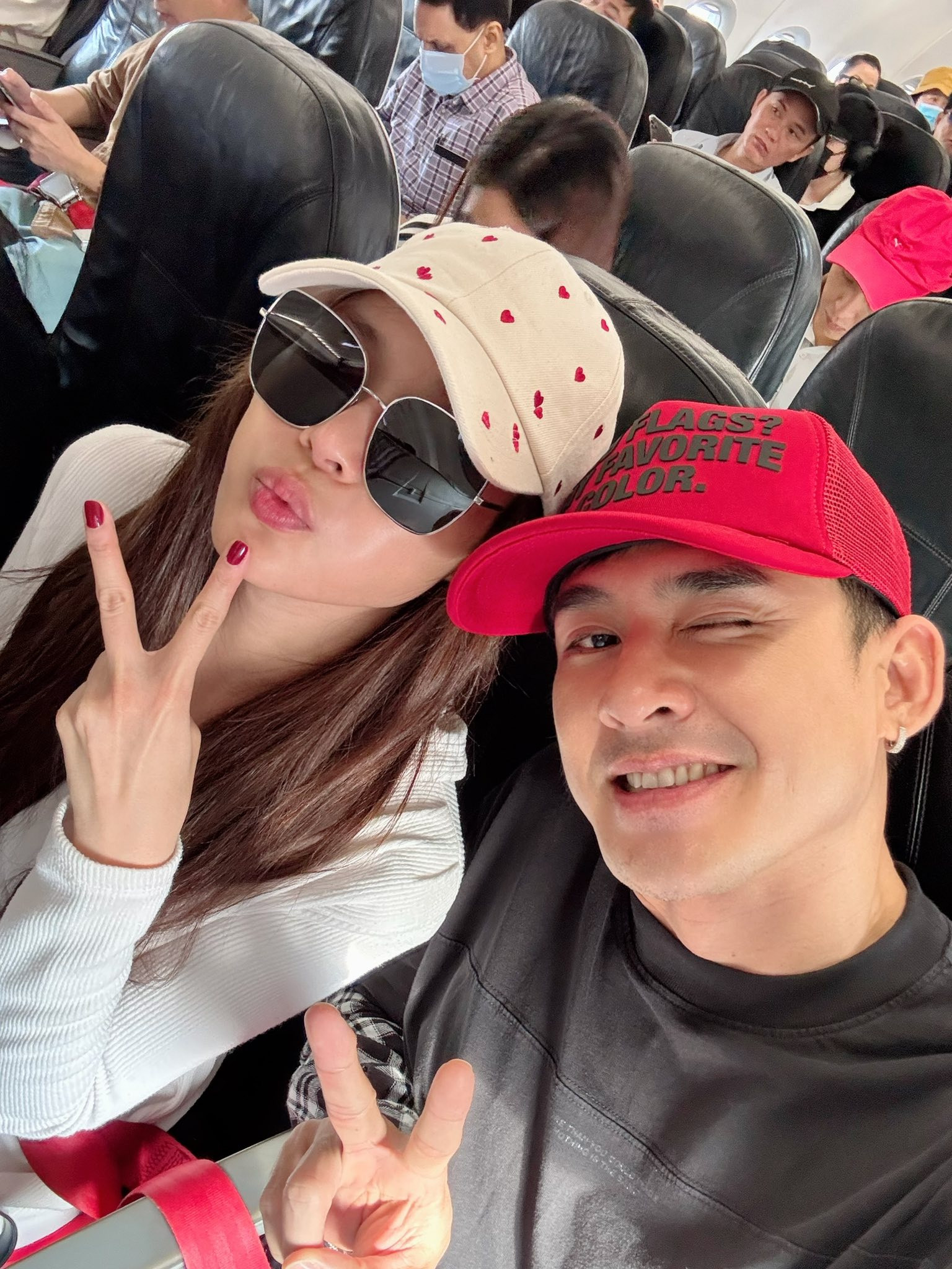 Thúy Diễm và Lương Thế Thành: Động thái sau tin đồn ly hôn - Ảnh 3.