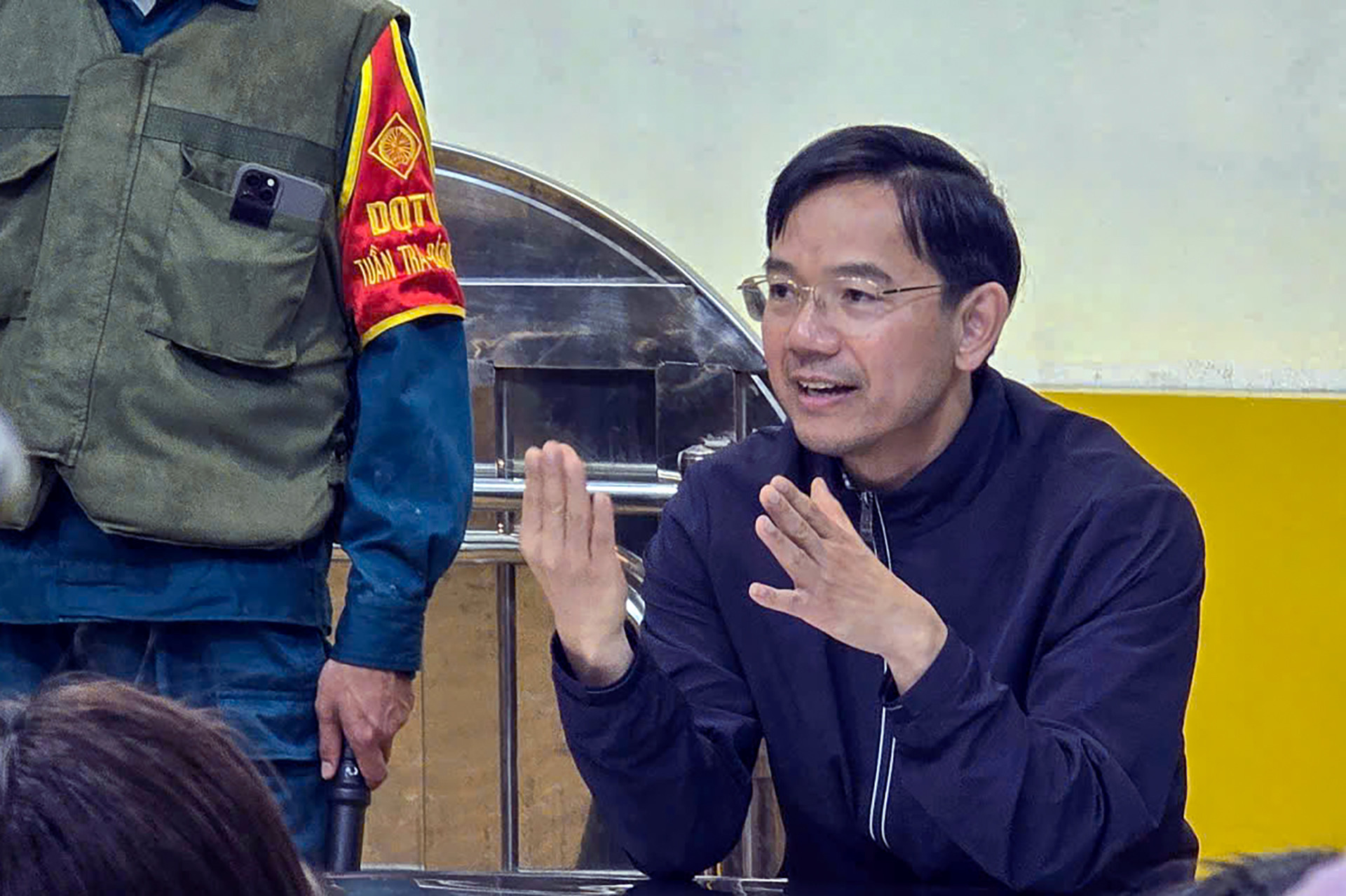 ong Ha   chu tich phuong  1.jpg