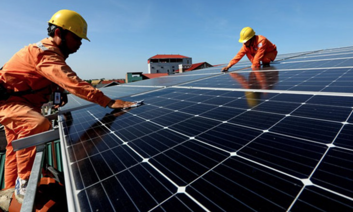 Điện mặt trời mái nhà phát triển quá nóng sẽ gây ra nhiều hệ luỵ.