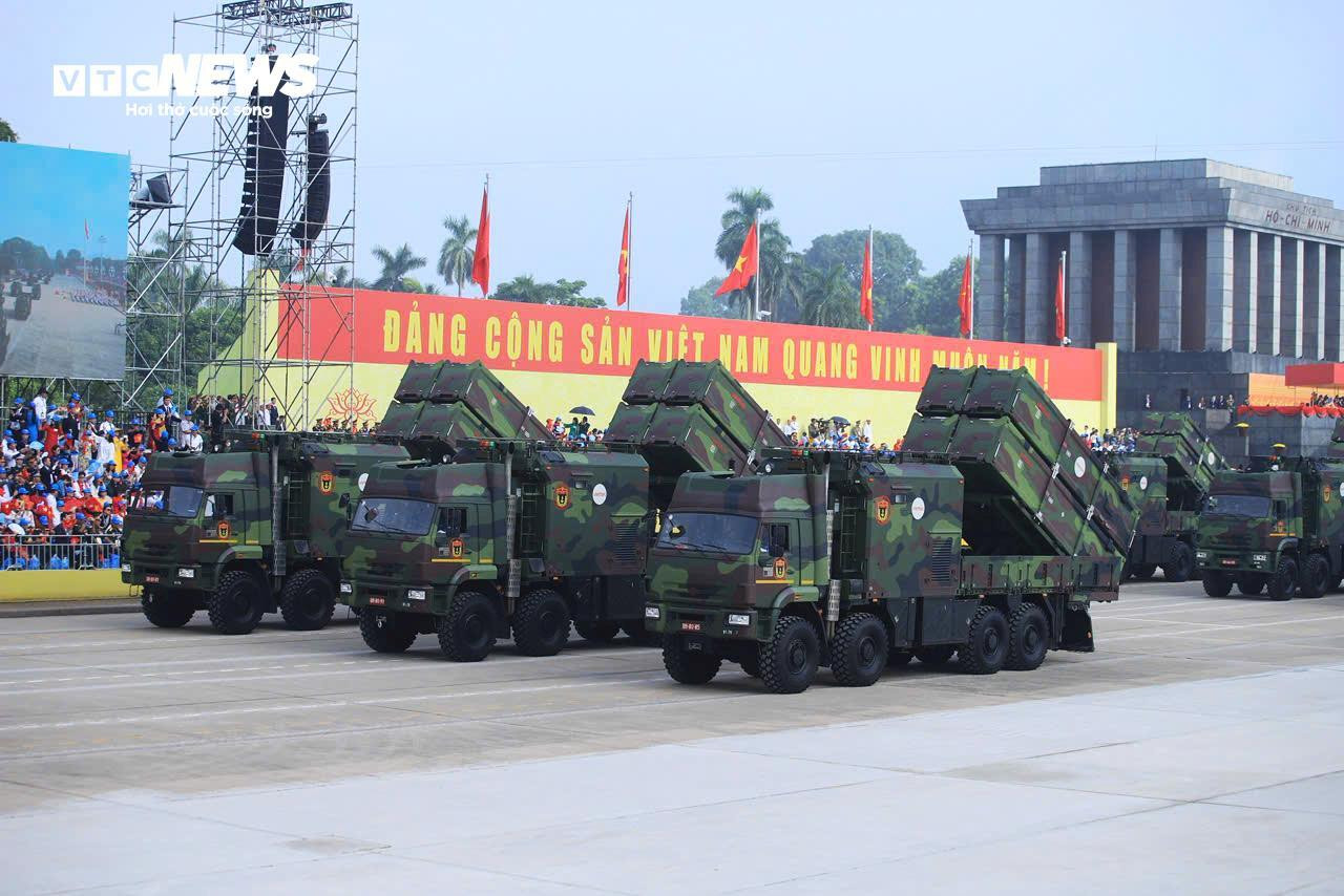 Dàn khí tài hiện đại của quân đội phô diễn sức mạnh trên Quảng trường Ba Đình - 9