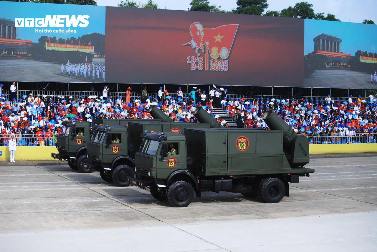 Dàn khí tài hiện đại của quân đội phô diễn sức mạnh trên Quảng trường Ba Đình - 11