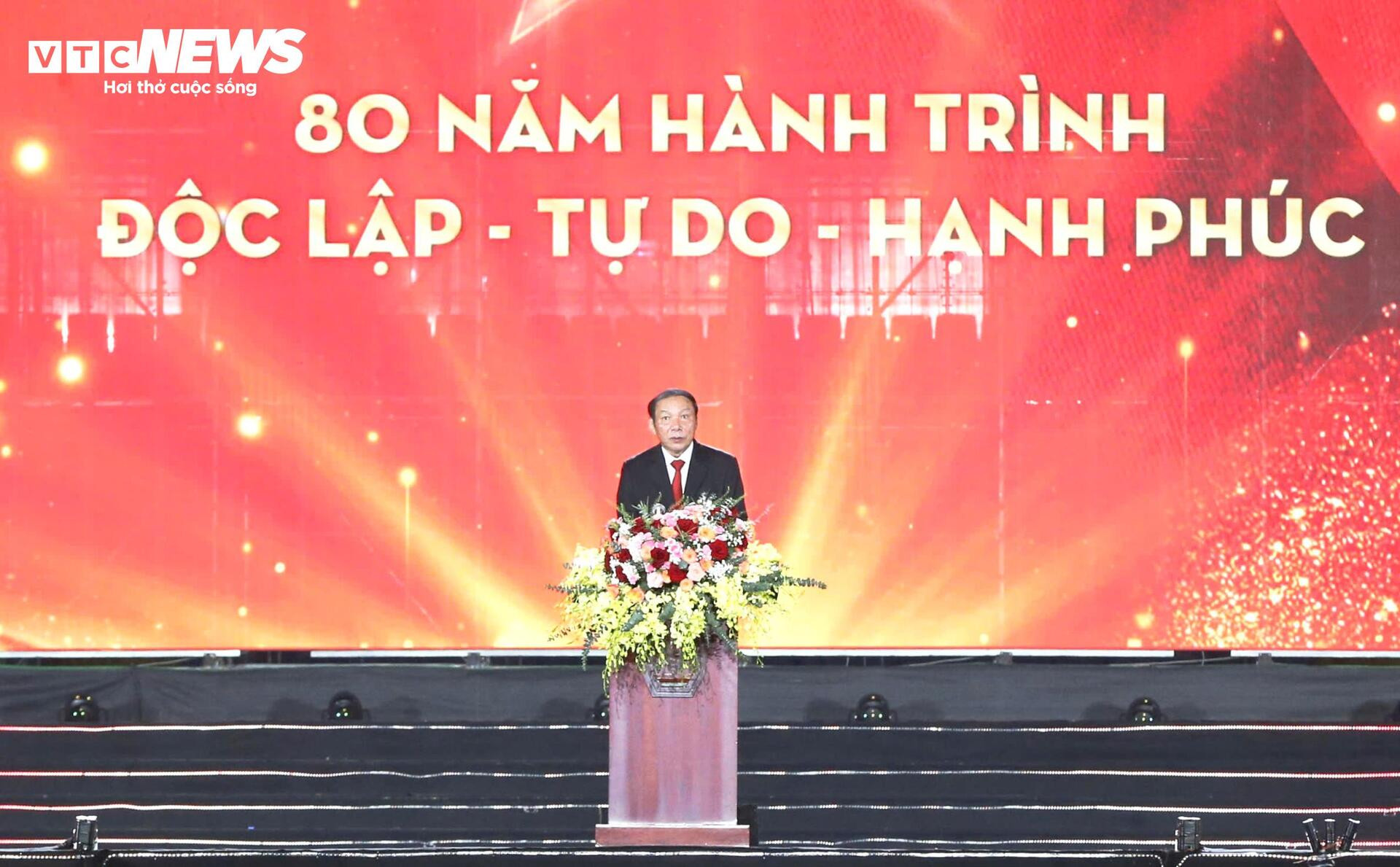 Mỹ Đình rực lửa tự hào trong Concert quốc gia '80 năm hành trình Độc lập - Tự do - Hạnh phúc' - 5