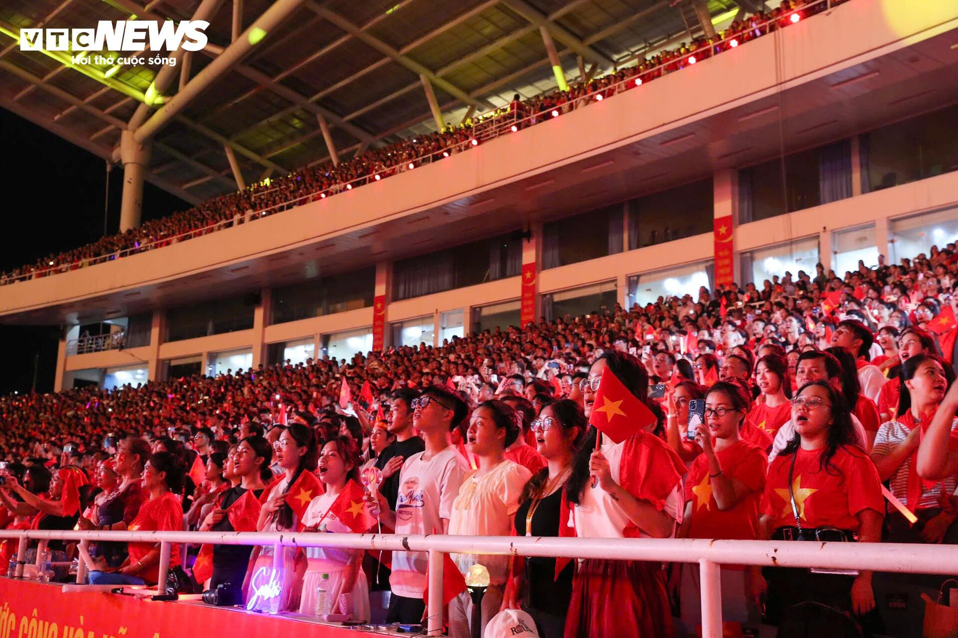 Mỹ Đình rực lửa tự hào trong Concert quốc gia '80 năm hành trình Độc lập - Tự do - Hạnh phúc' - 2