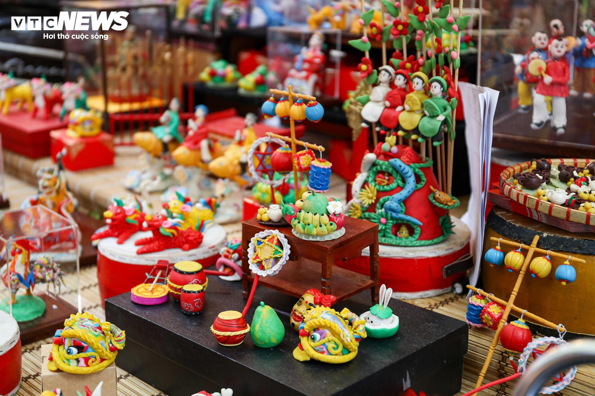 Đồ chơi trung thu thất truyền giá bạc triệu hút khách - 6
