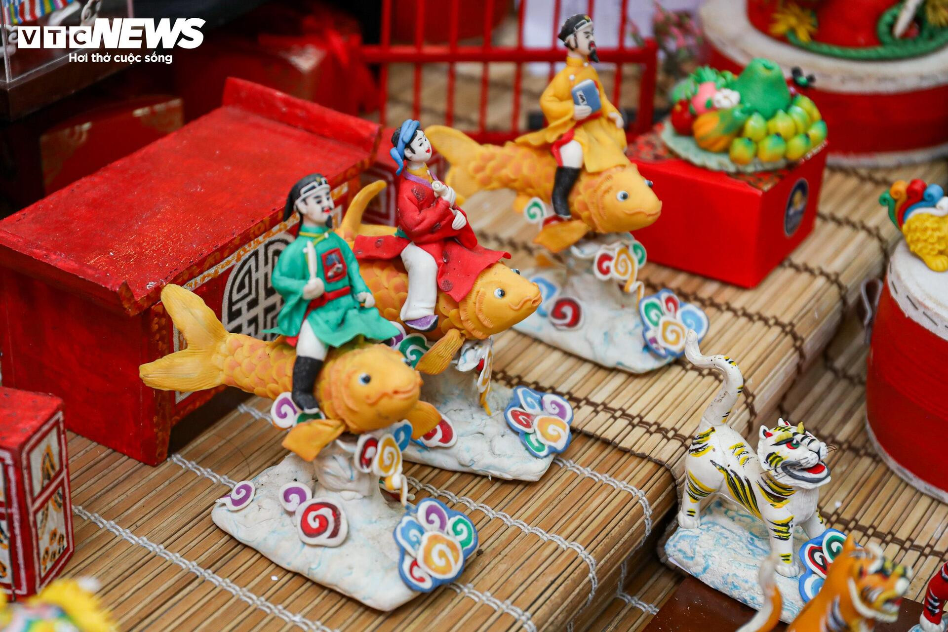 Đồ chơi trung thu thất truyền giá bạc triệu hút khách - 13