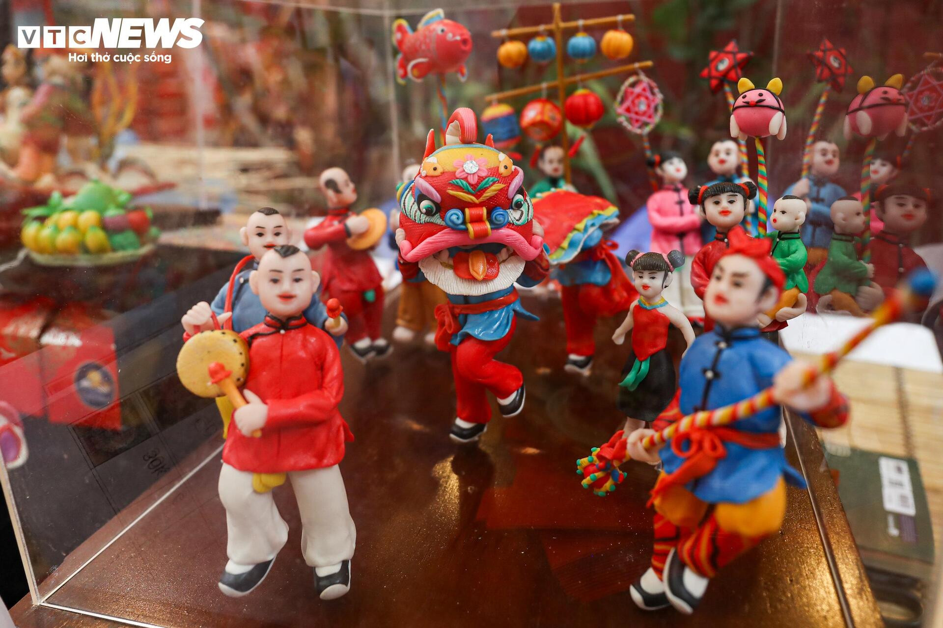Đồ chơi trung thu thất truyền giá bạc triệu hút khách - 10
