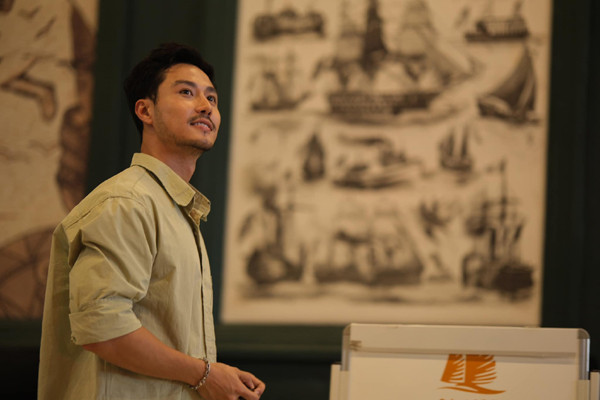 Đời tư Thanh Sơn - nam chính