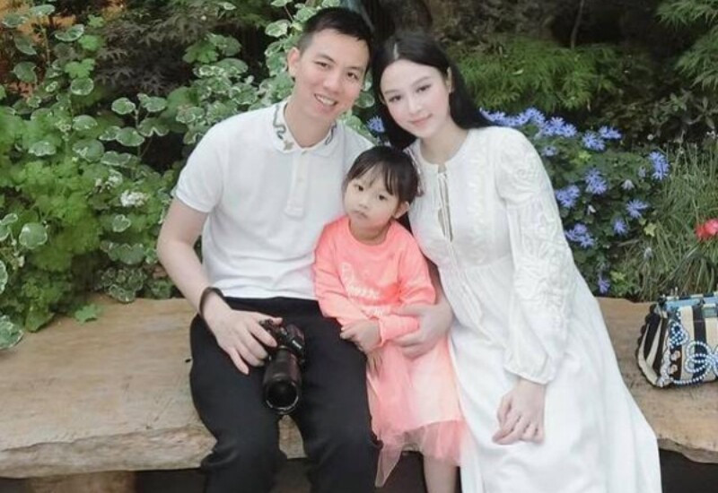 Con gái 12 tuổi Huyền Baby càng lớn càng xinh sống sang chảnh là bản sao hoàn bảo của mẹ