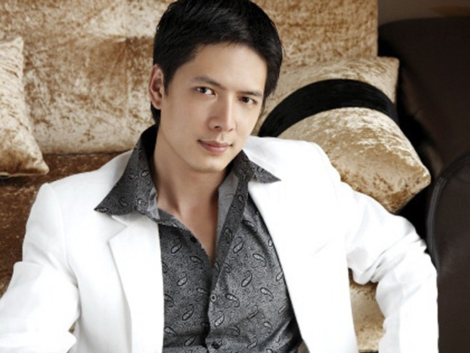 Bình Minh lộ diện mạo khác lạ vợ phản hồi tin đồn xài hao