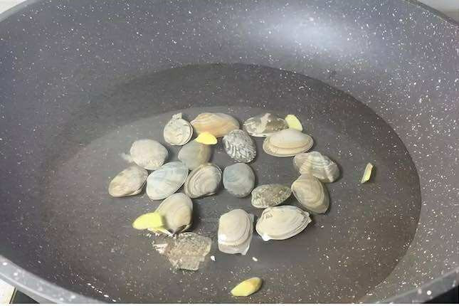 3 loại rau cực bổ phổi: Nấu và ăn luân phiên 1 lần/tuần khi trời lạnh giúp dưỡng ẩm và giải độc cho phổi- Ảnh 6.