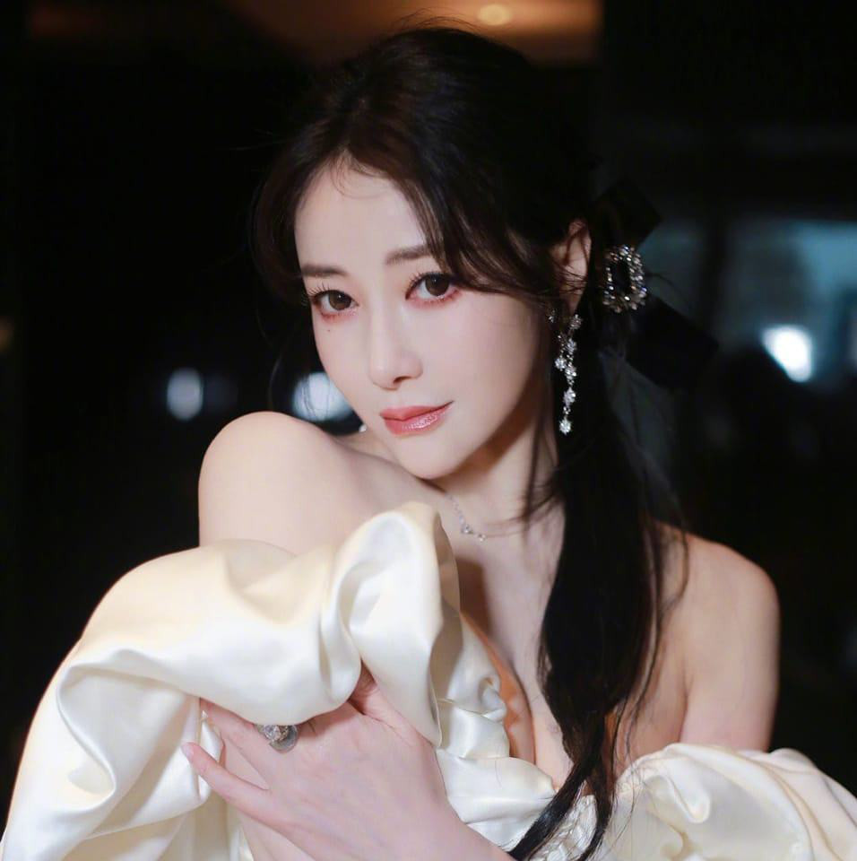 Mỹ nhân show biz 47 tuổi khao khát có con sau khi lấy chồng kém tuổi - Ảnh 2.