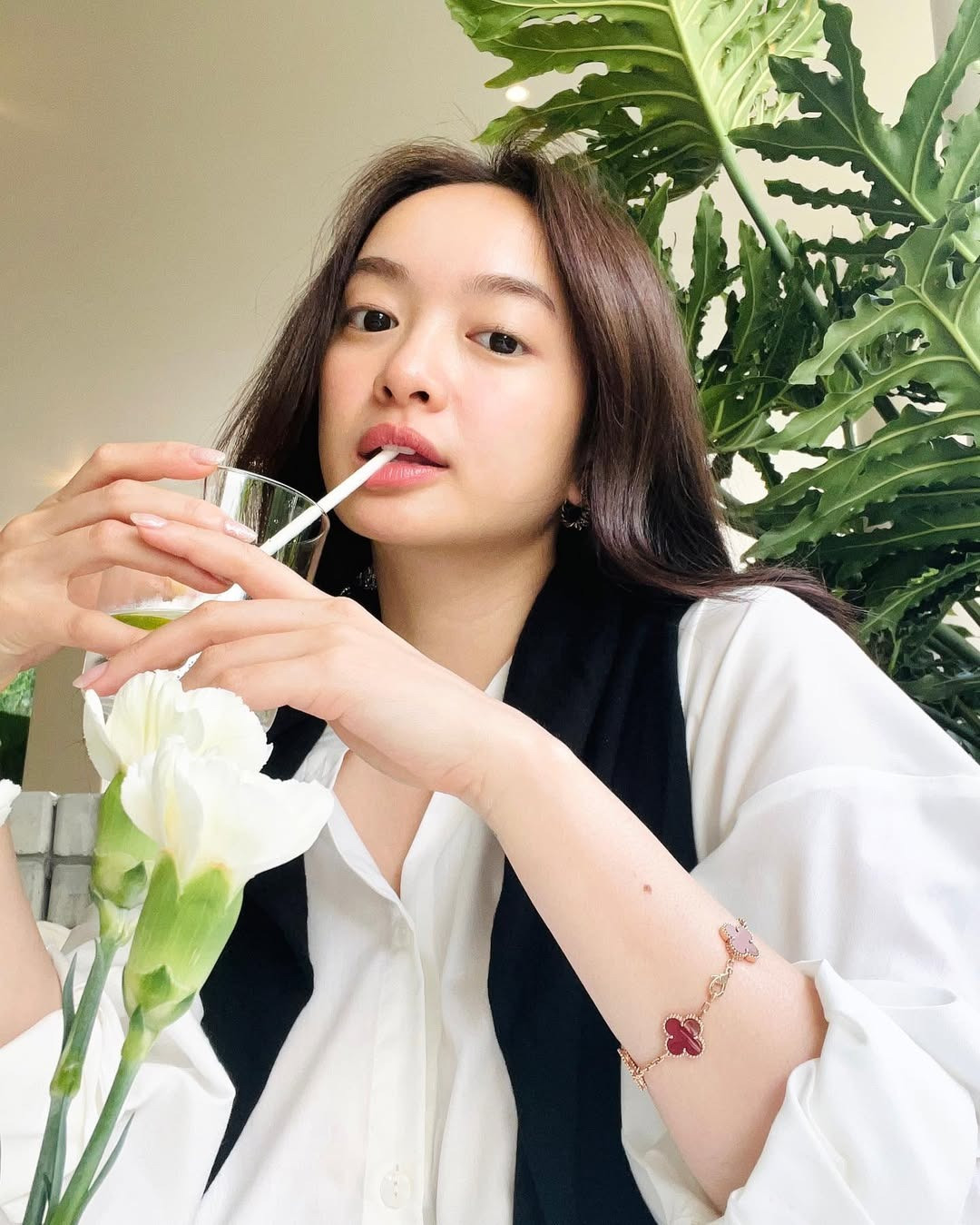 Nữ tiếp viên chỉ cao 1m55 trong Tử Chiến Trên Không, tiết lộ bất ngờ về mẹ - Ảnh 8.