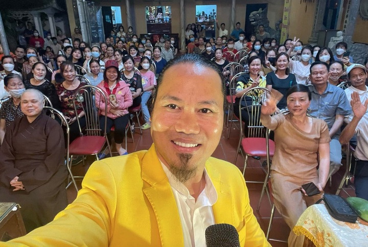 Nam nghệ sĩ nhận được nhiều tình cảm của khán giả.