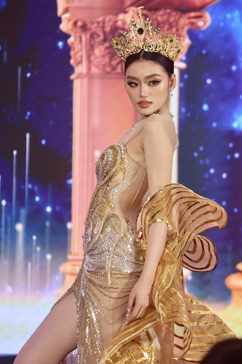 yen nhi 001.jpg