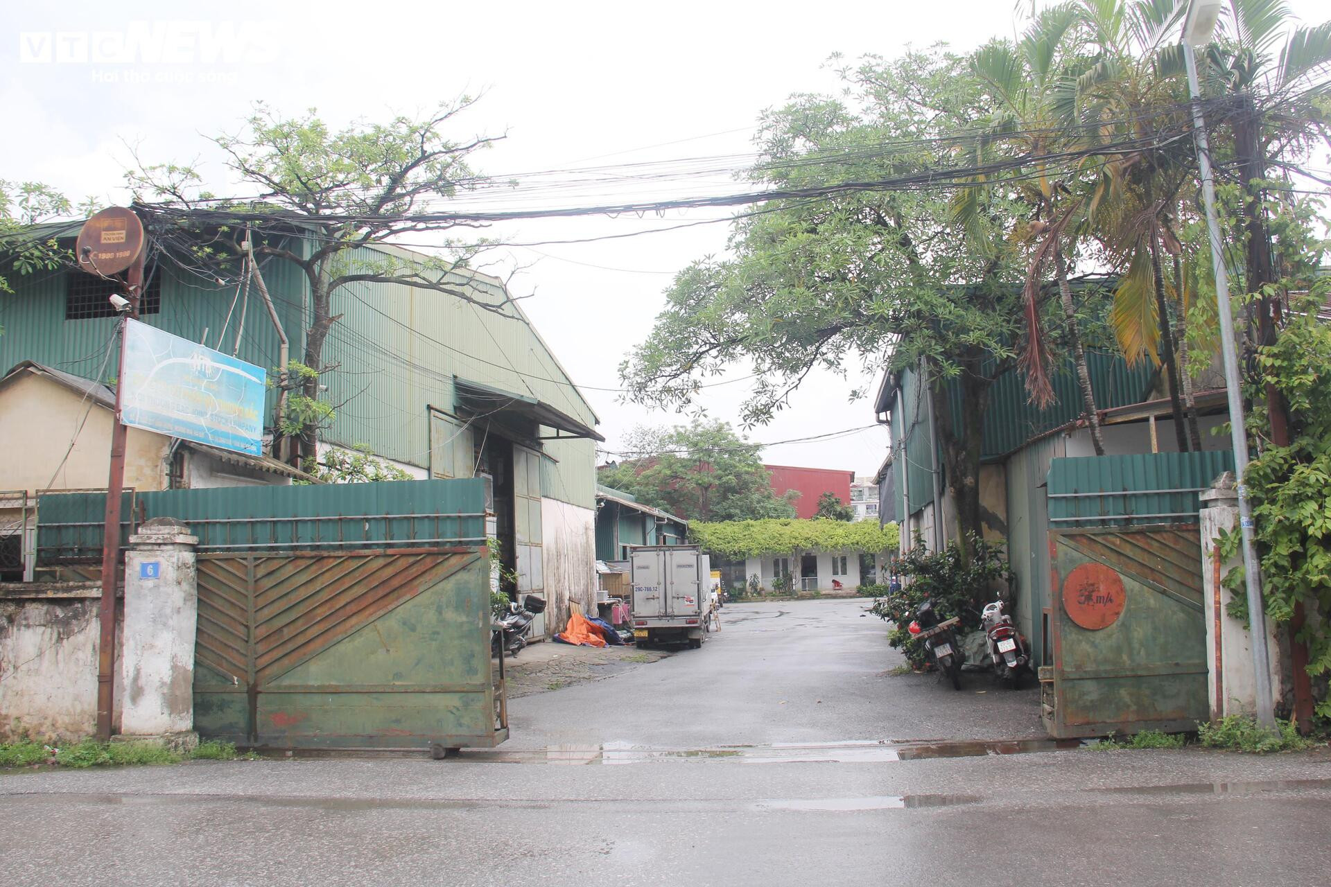 Bị lừa mất tiền, người mua nhà ở xã hội vẫn nghĩ ‘cò’ đã giúp mình - 2