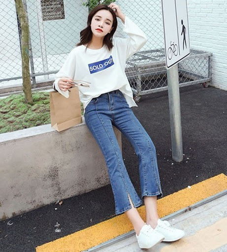 Cách phối đồ với quần ống loe thu hút giới trẻ siêu hack dáng - Ảnh 2.