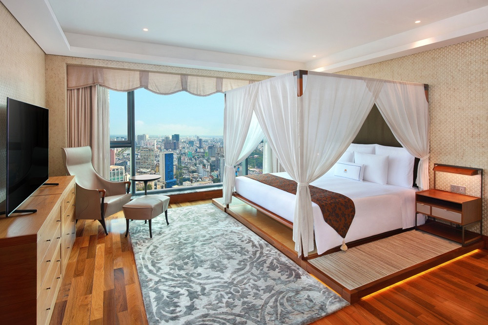 04 The Reverie Saigon 004.jpg