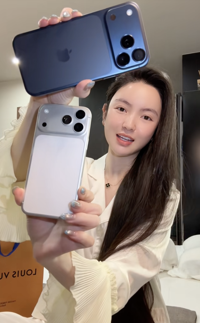 Chi cả trăm triệu mua điện thoại Chu Thanh Huyền gây tranh cãi khi công khai chê Iphone 17