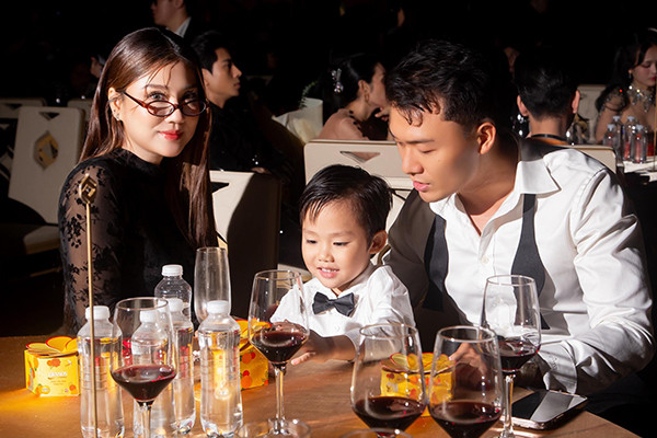 Vợ đời thực của Xuân Phúc  - Ảnh 6.