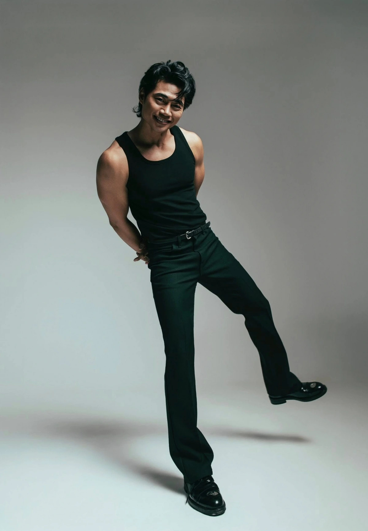 loi tran nam dien vien dien trai mang den cu twist trong tu chien tren khong hinh anh 8