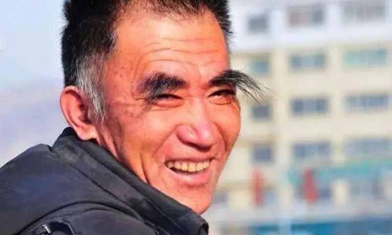 Lông mày của nam giới đột nhiên dài ra sau tuổi 50 có ý nghĩa gì Hầu hết mọi người vẫn còn mơ hồ