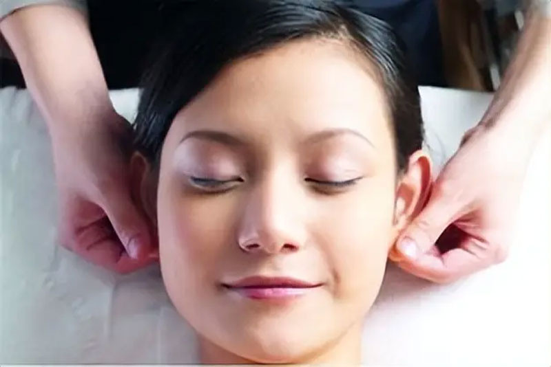 Xoa dái tai bổ hơn cả nhân sâm Thường xuyên xoa dái tai thật sự thần kỳ đến vậy sao