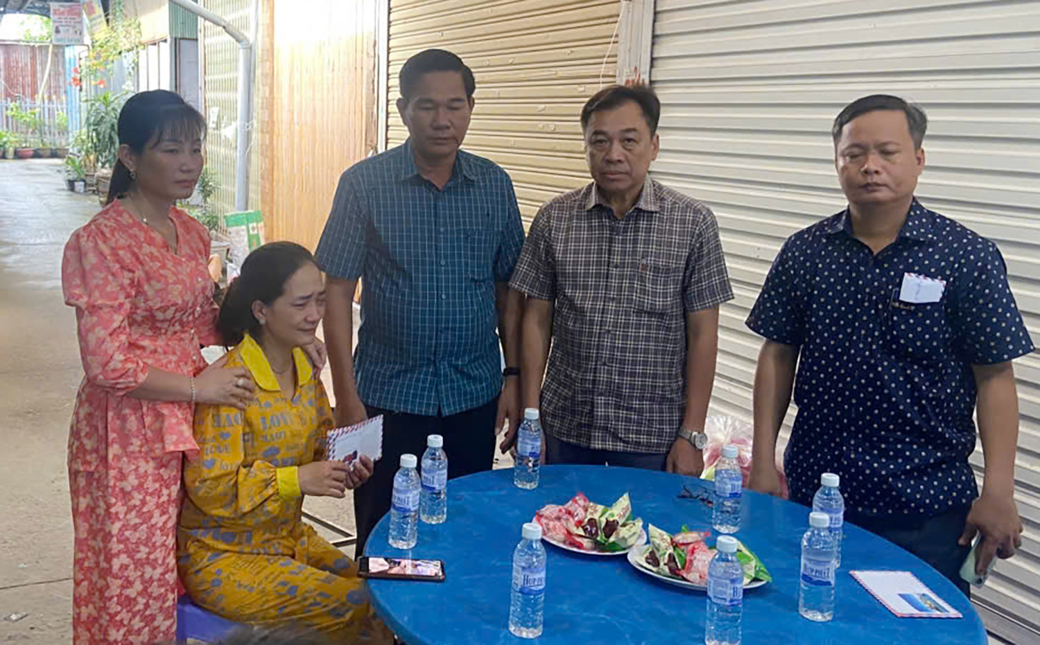 thăm hỏi, động viên.jpg