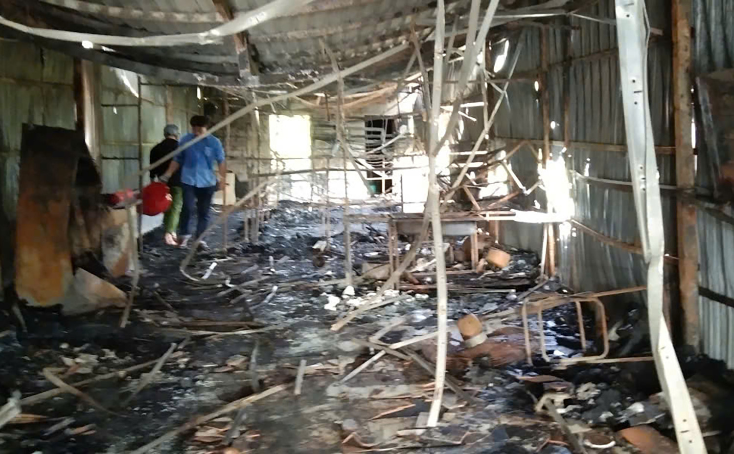 cháy nhà dân ở CM.jpg