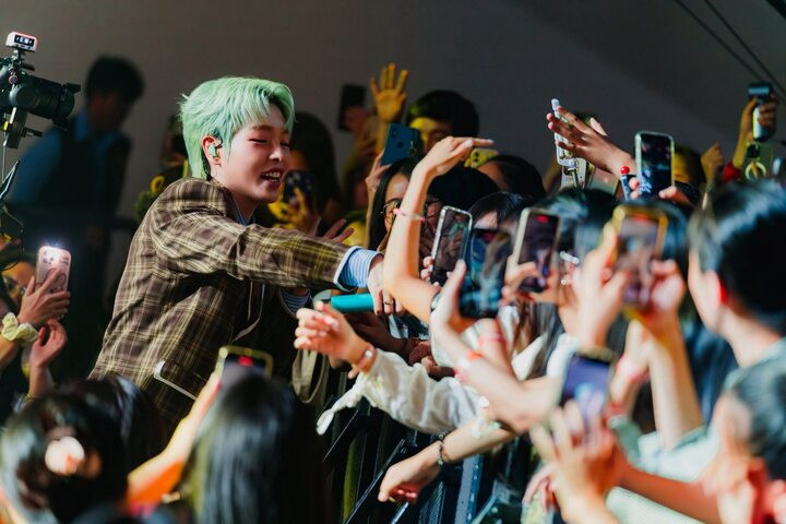 Đức Phúc: Từ chàng trai vừa hát vừa run tới quán quân cuộc thi âm nhạc quốc tế - 3