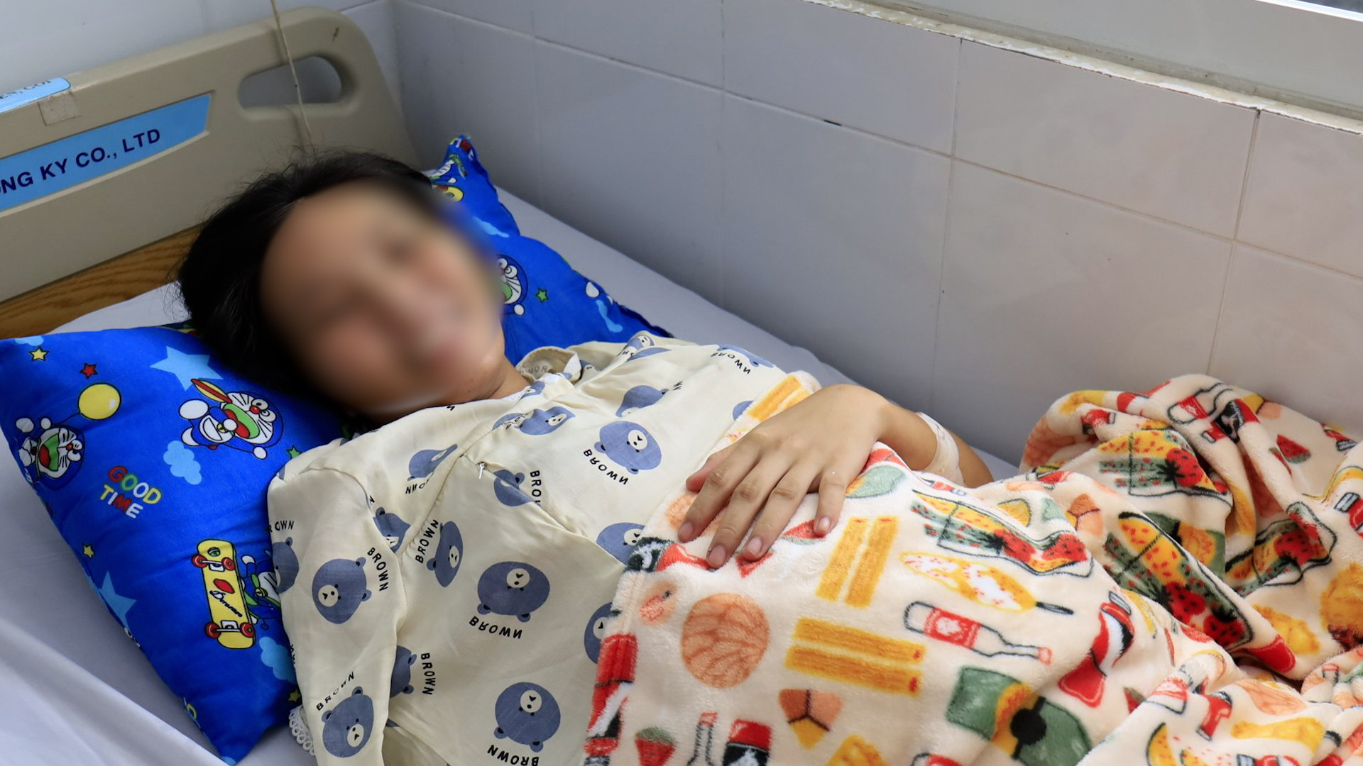 San phu ghep tay.jpg