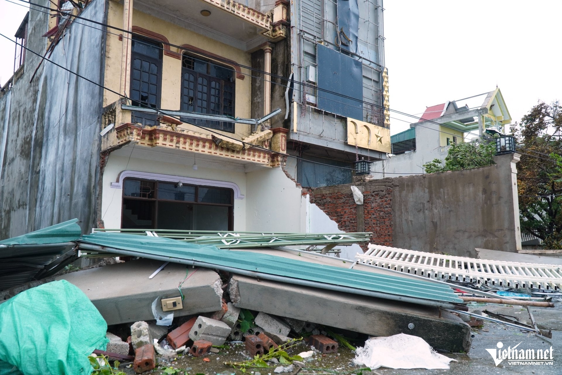 W-Lê Dương2.jpg