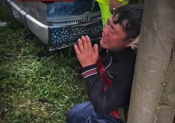 Anh Nguyễn Duy Hùng gào khóc
