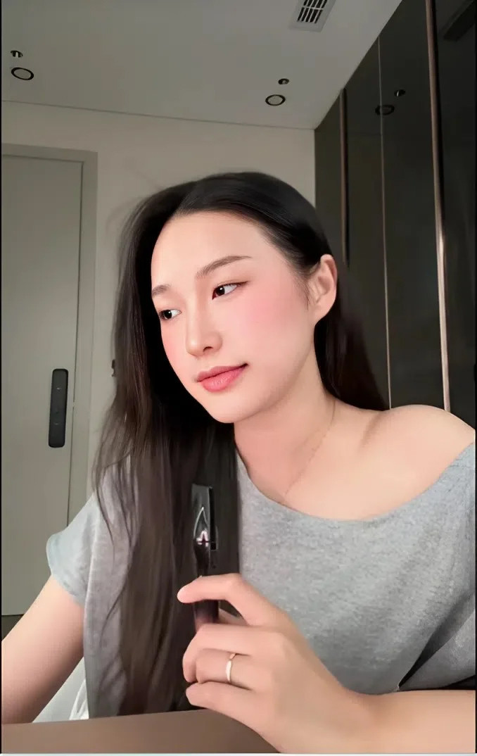 Diện mạo quá lạ của Doãn Hải My dụi mắt trăm lần nhận không ra