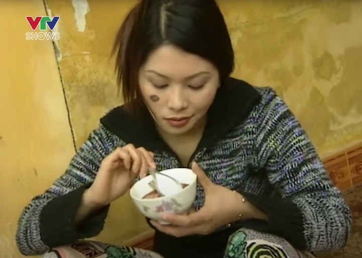 Nhân vật Tú