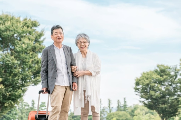 Ông hối hận vì đã không đưa người vợ quá cố của mình đi du lịch và đến nhà hàng nhiều hơn. (Ảnh: Shutterstock)