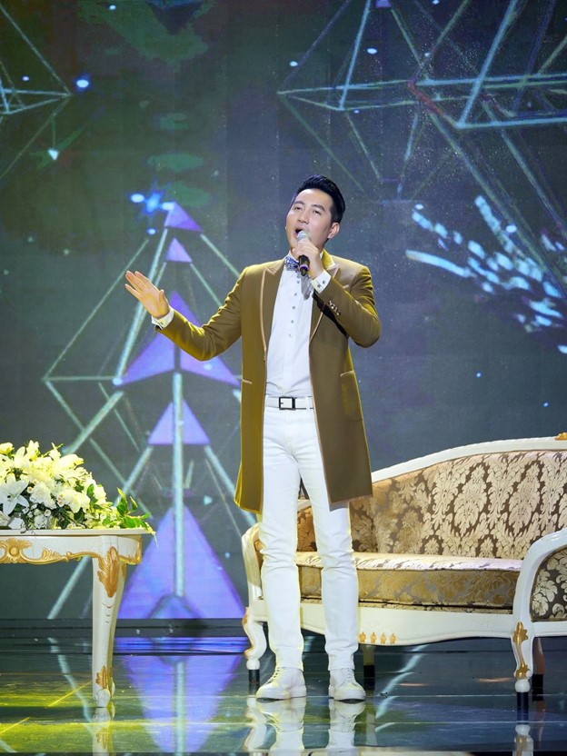 Nam ca sĩ nổi danh lừng lẫy một thời, sống giàu có, U50 vẫn lẻ bóng- Ảnh 2.