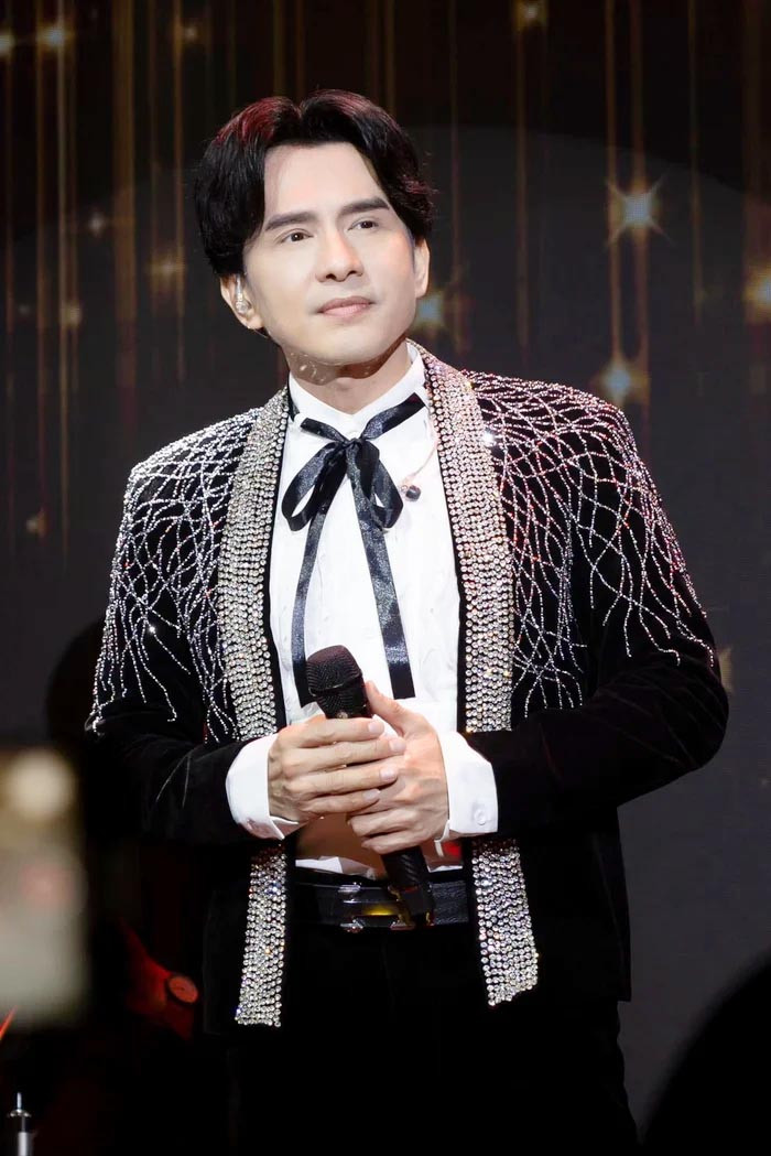 Hoa hậu Hương Giang cùng nhiều nghệ sĩ gửi tiền cứu trợ người dân vùng bão lũ - Ảnh 3.