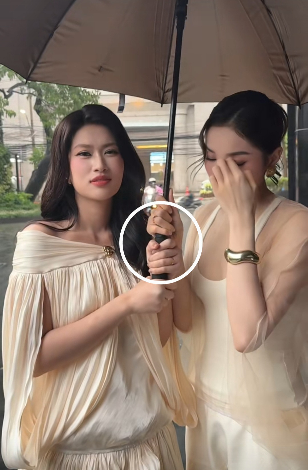 Kỳ Duyên  Thiên Ân liên tục thả thính nghi sống chung nhà