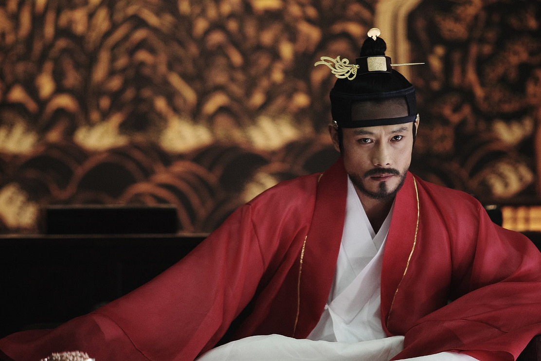 lee byung hun - nguoi nghe si khong bao gio lap lai chinh minh hinh anh 4