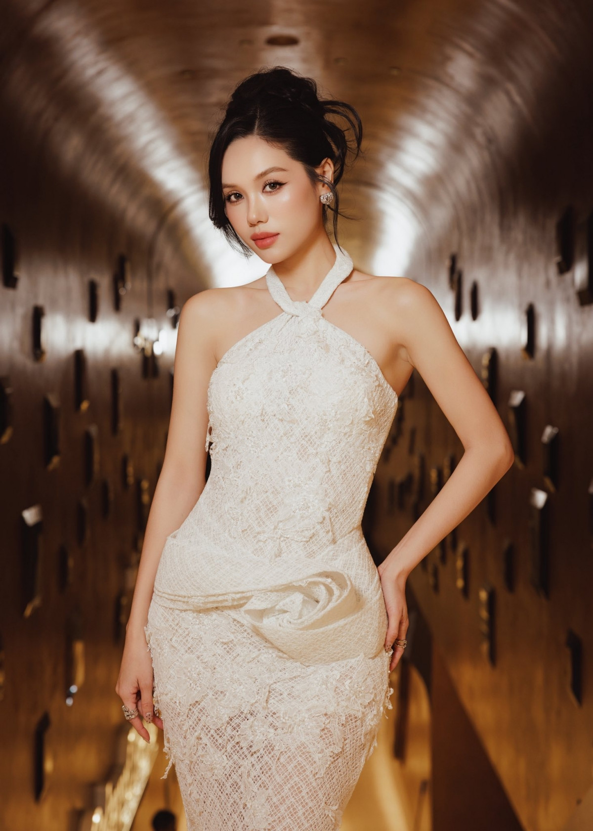 tram anh va kaity nguyen tiet lo hau truong lam phim tu chien tren khong hinh anh 5